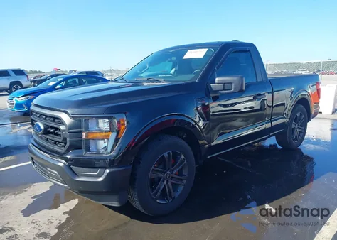2023 Ford F-150 Xl z USA, uszkodzony, nr VIN 1FTMF1C56PKG11677